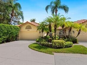 3422 E Chelmsford Ct in Sarasota, FL - Building Photo - Building Photo