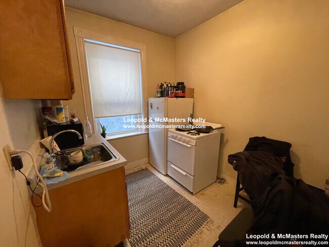 87 Gordon St, Unit 5 in Boston, MA - Building Photo - Building Photo