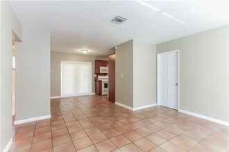 2301 N 62nd Ave in Hollywood, FL - Building Photo - Building Photo