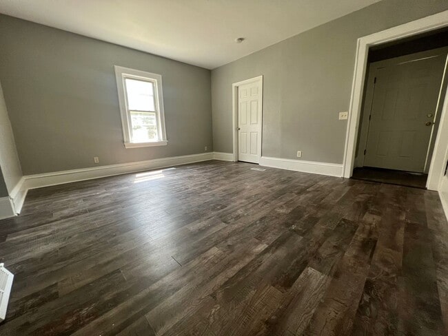 property at 1314 N Morgan Ave
