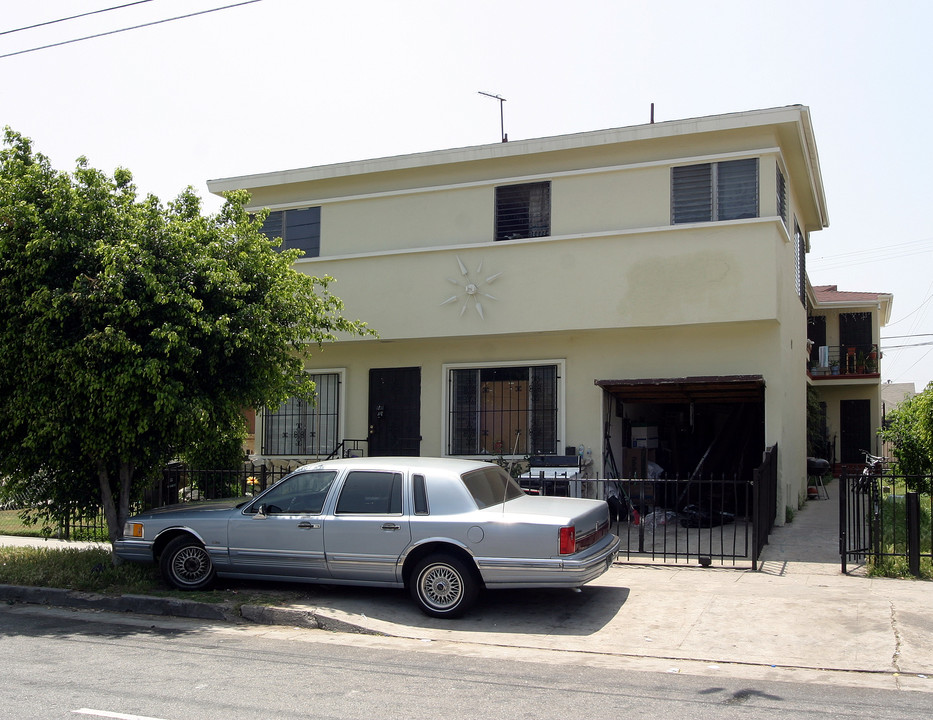 1482 W Vernon Ave in Los Angeles, CA - Foto de edificio