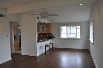 158 Del Mar Shores Terrace in Solana Beach, CA - Building Photo - Building Photo