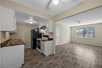 505 N Morris St in Terrell, TX - Building Photo - Building Photo