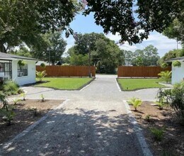 512 Paulding Ave in Pensacola, FL - Foto de edificio - Building Photo