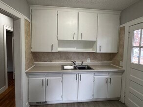 824 Tremont Ave in Davenport, IA - Foto de edificio - Building Photo