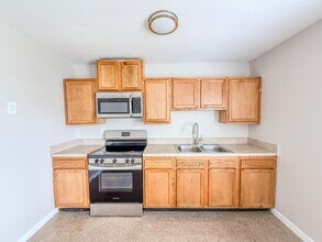 3487 Hi St in Lake Worth Beach, FL - Foto de edificio - Building Photo
