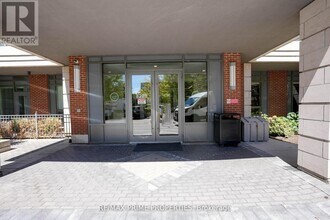 B-8228 Birchmount Rd in Markham, ON - Building Photo - Building Photo