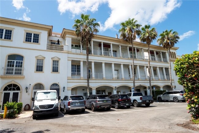 property at 365 5th Ave S