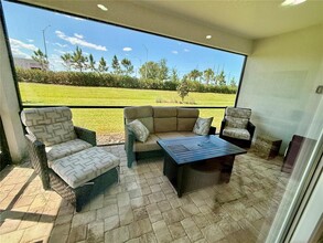 8141 Sternway Rd in Sarasota, FL - Building Photo - Building Photo