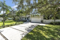 1296 NE 99th St in Miami Shores, FL - Building Photo - Building Photo