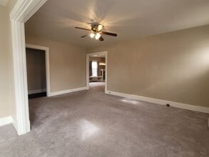 2929 Brownsville Rd in Pittsburgh, PA - Building Photo - Building Photo