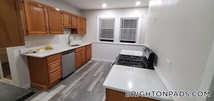 488 Washington St, Unit 3 in Boston, MA - Building Photo - Building Photo