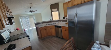 100 Cimarron Ln in Kissimmee, FL - Building Photo - Building Photo