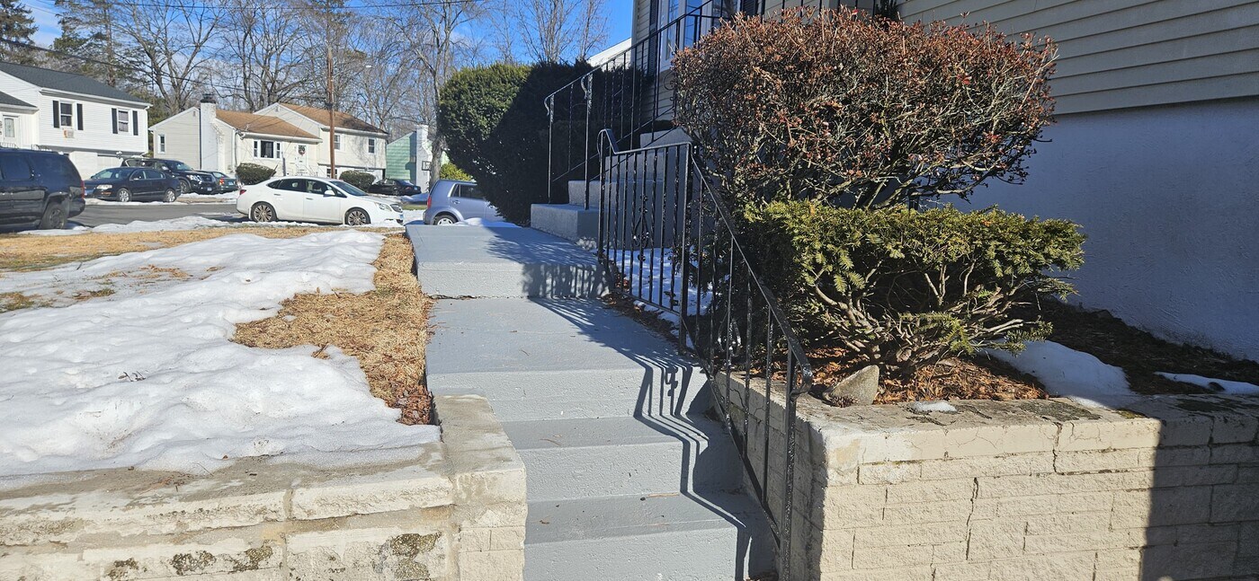 119 Brooklawn Cir in New Haven, CT - Foto de edificio