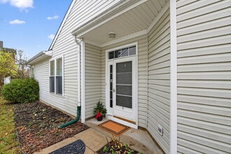 12498 Brookline St in Carmel, IN - Building Photo - Building Photo