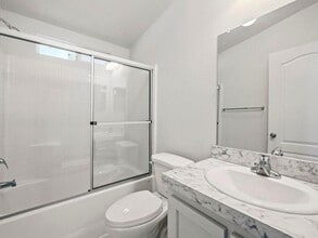4400 W Florida Ave in Hemet, CA - Building Photo - Building Photo