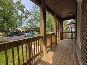 1821 W Greenleaf Ave in Chicago, IL - Building Photo - Building Photo