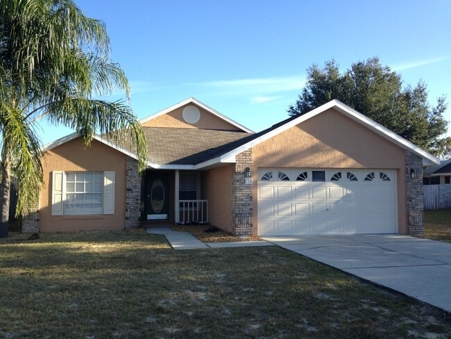 property at 138 Pin Oak Pl
