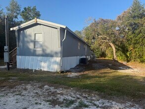 14136 Little Ranch Rd in Spring Hill, FL - Building Photo - Building Photo