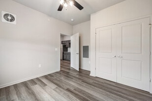 Platform Dothan in Dothan, AL - Building Photo