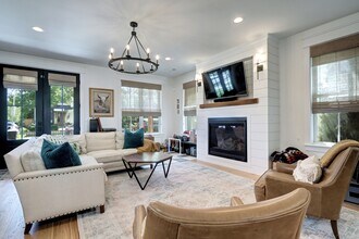 3263 Perry St in Denver, CO - Foto de edificio - Building Photo