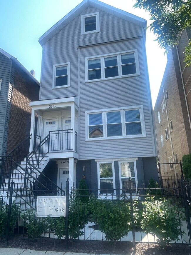 3113 N Seminary Ave in Chicago, IL - Building Photo - Building Photo