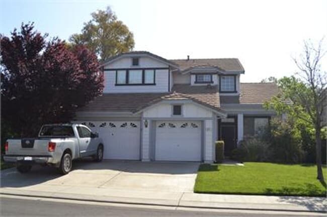 927 Cranston Dr in Woodland, CA - Building Photo - Building Photo