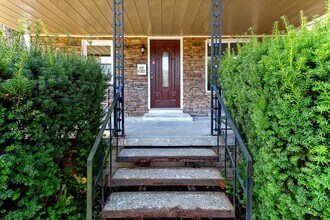 28649 John Hauk St in Garden City, MI - Building Photo - Building Photo