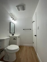 200 S McCoy Rd in Orange, CA - Building Photo - Building Photo
