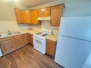 929 NW 20th St in Moore, OK - Building Photo - Building Photo