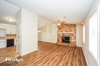 2097 Phillips Rd in Lithonia, GA - Building Photo - Building Photo