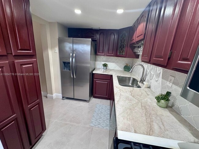 property at 11339 SW 71st Ln