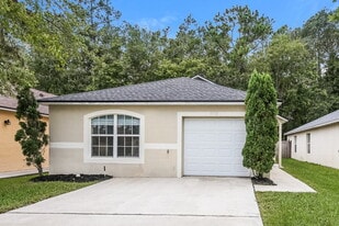 3430 Talisman Drive in Middleburg, FL - Building Photo