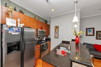 384 Ralph McGill Blvd NE in Atlanta, GA - Building Photo - Building Photo
