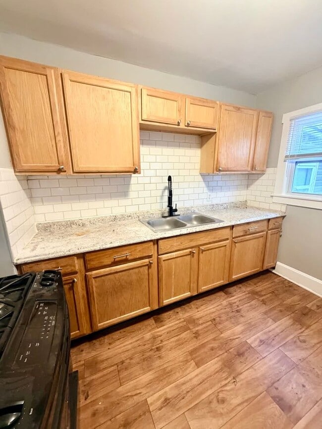 1422 N Limestone in Lexington, KY - Building Photo - Building Photo