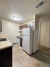 6172 S 31st St-Unit -3106-7 in Greenfield, WI - Foto de edificio - Building Photo