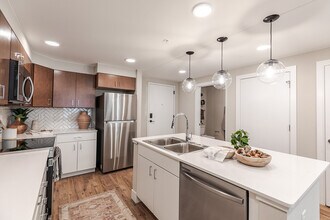 Flatiron Flats Apartments in Broomfield, CO - Building Photo - Building Photo