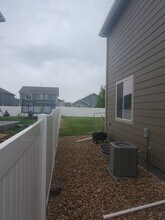 5635 Osbourne Dr in Windsor, CO - Building Photo - Building Photo