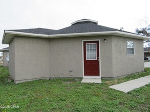 1401 Gulf Ave in Panama City, FL - Building Photo - Building Photo