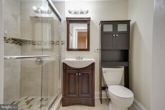4639 Umbria St in Philadelphia, PA - Building Photo - Building Photo