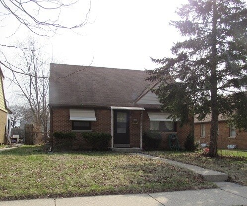 5160 N 67th St in Milwaukee, WI - Building Photo
