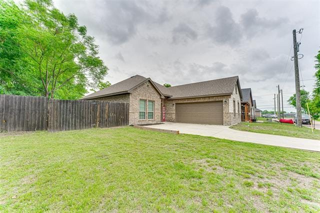 112 Ryburn St in Waxahachie, TX - Building Photo - Building Photo