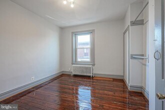 1525 Tasker St in Philadelphia, PA - Building Photo - Building Photo