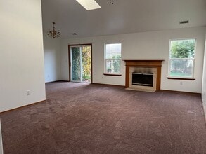 1342 Chaparrel Dr in Mckinleyville, CA - Building Photo - Building Photo