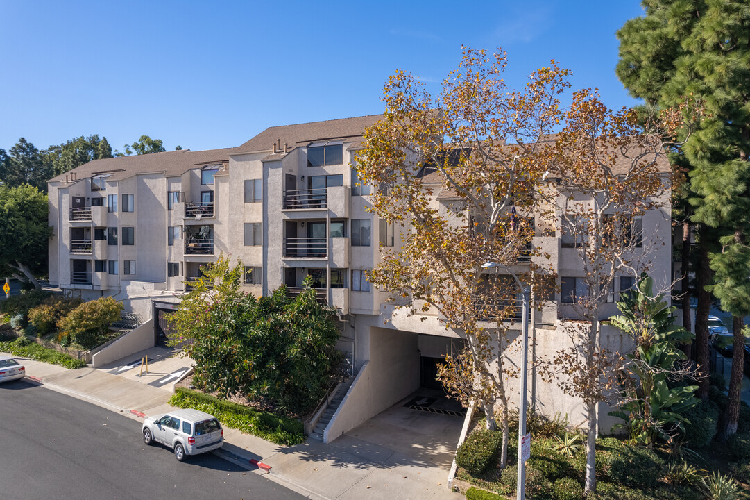 Villa Pacifica in Long Beach, CA - Building Photo