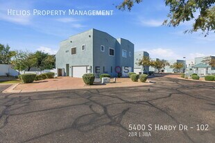 5400 S Hardy Dr in Tempe, AZ - Building Photo