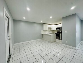 53 NW 109th Ct in Miami, FL - Building Photo - Building Photo