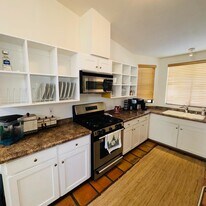 325 W Santa Barbara in Nogales, AZ - Building Photo