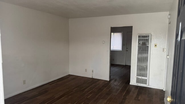 6587 Ocotillo Ave in Twentynine Palms, CA - Foto de edificio - Building Photo