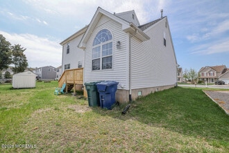 12 Osbourne Ct in Little Egg Harbor Township, NJ - Building Photo - Building Photo